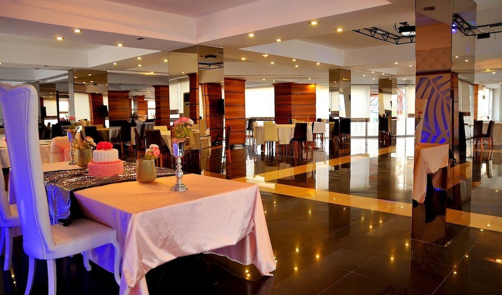 Expo Park Hotel 29/39