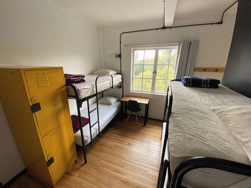 Hostel Mundo Joven Catedral 9/50