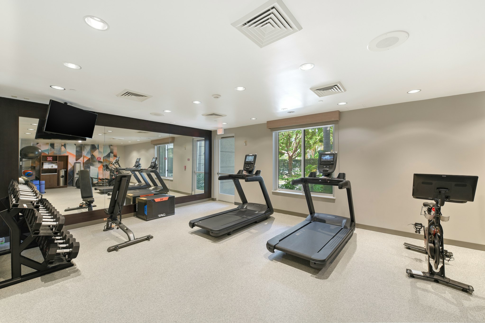 Hilton Garden Inn LAX/El Segundo 5/32