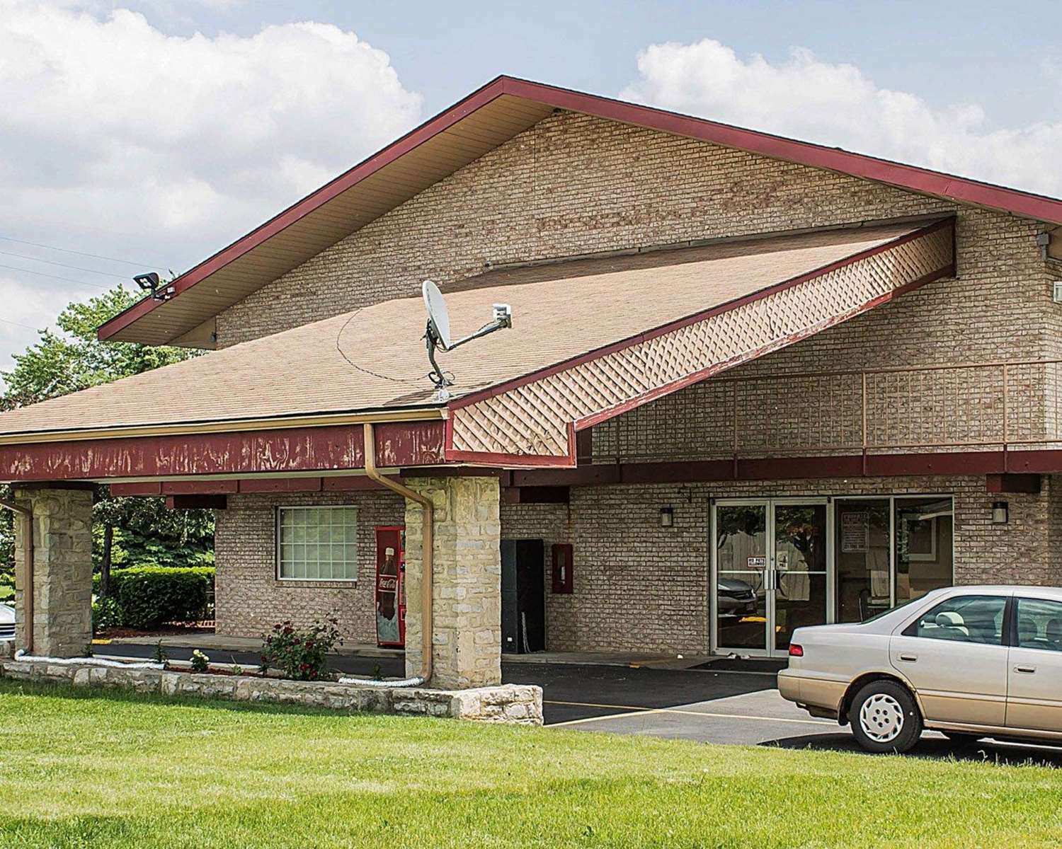 Econo Lodge Columbus West 28/29