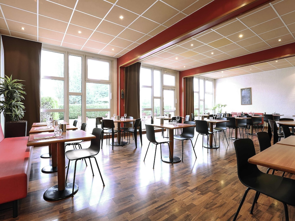 Ibis Charleville Mezieres 38/53