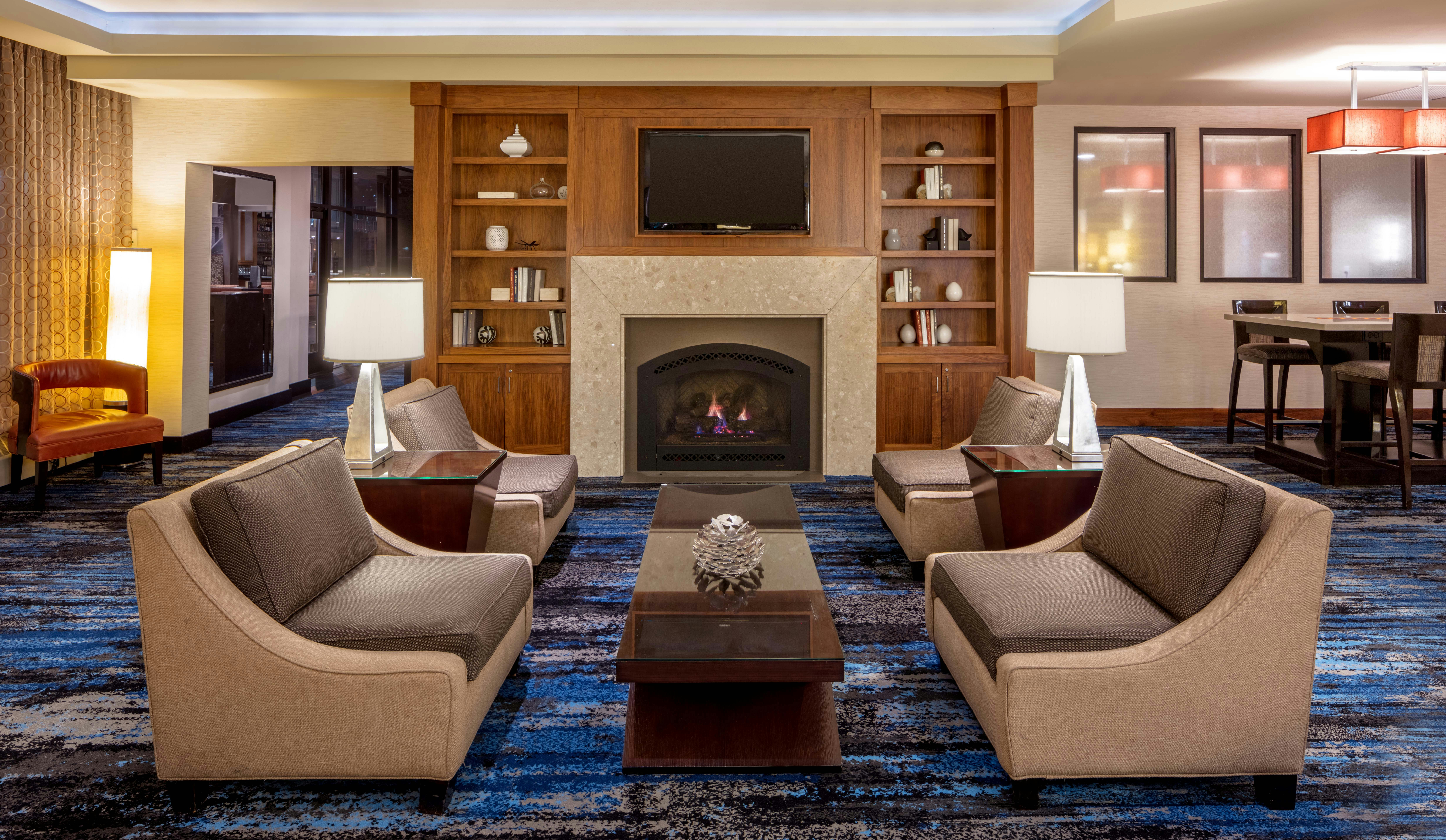 DoubleTree Suites by Hilton Minneapolis Downtown 23/50
