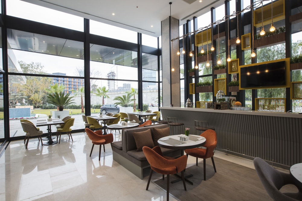 Ibis Styles Izmir Bornova 27/37