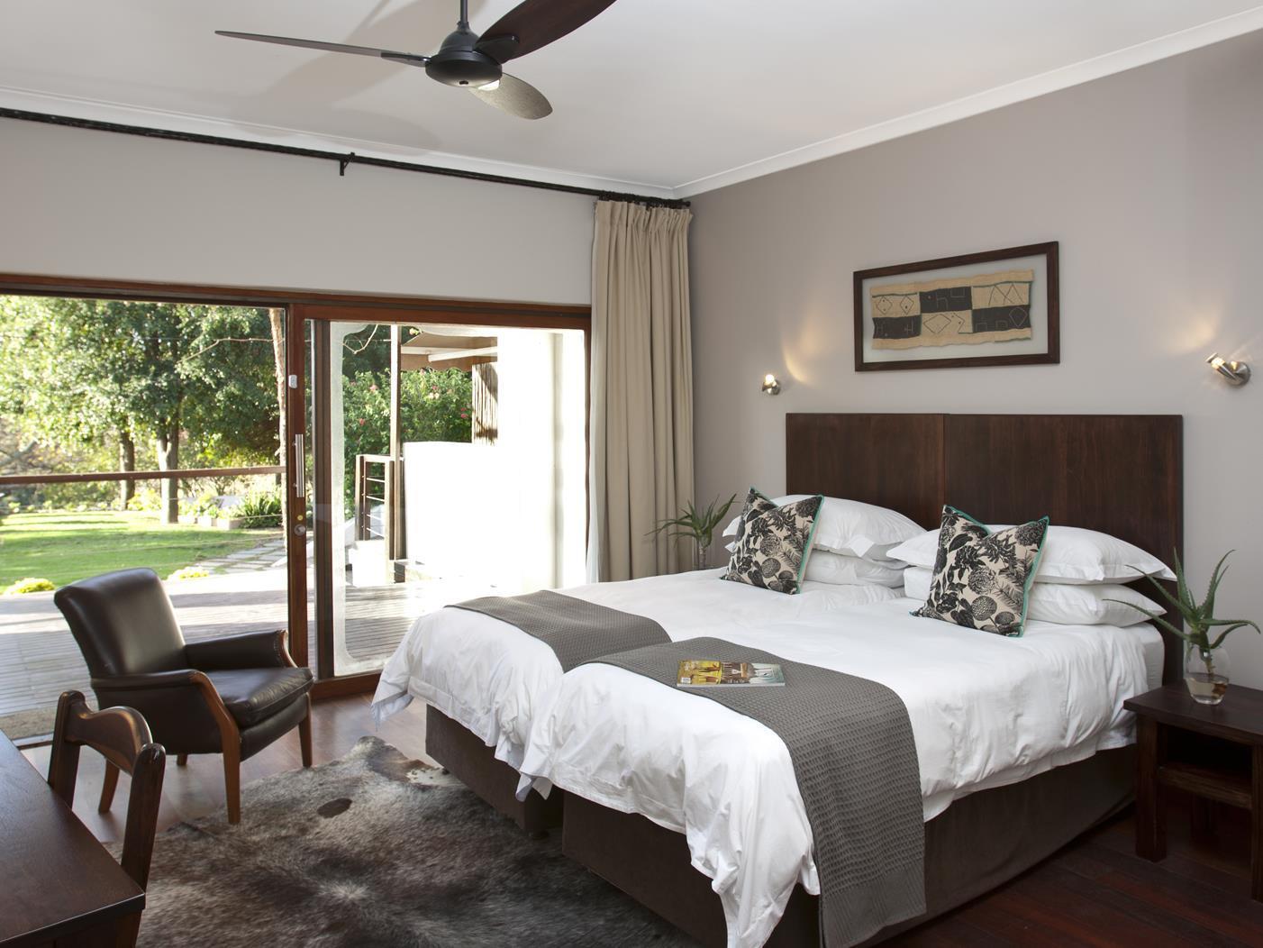 Platinum, Queen Bed