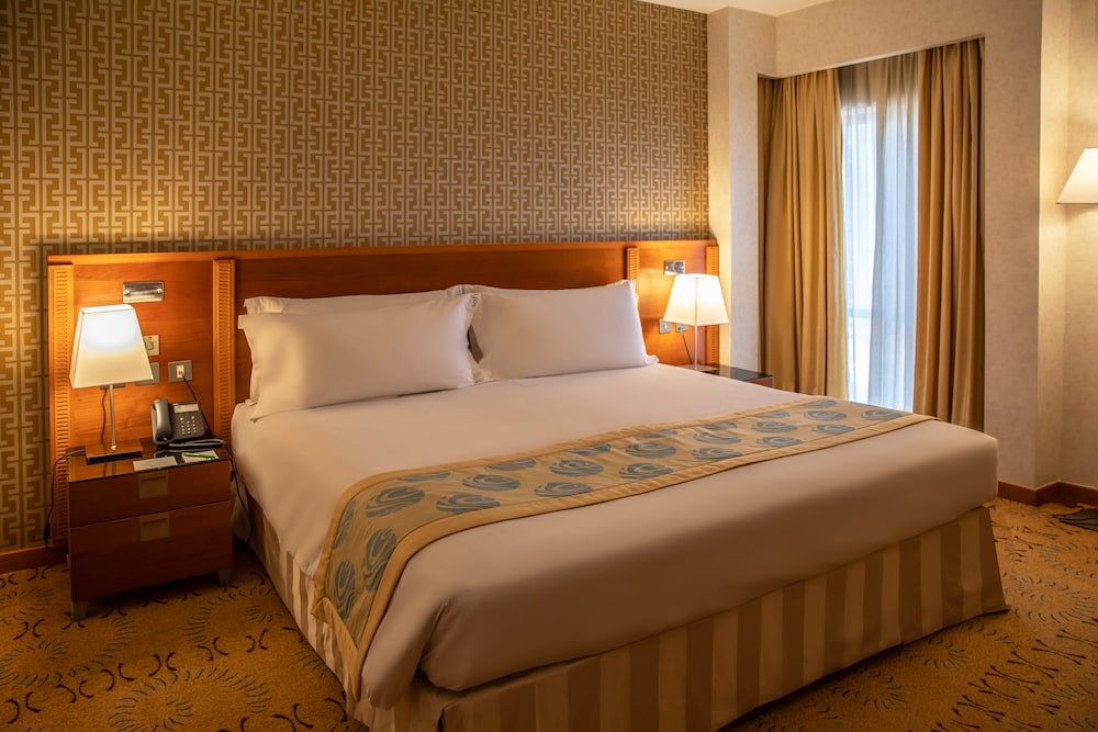 Holiday Inn Kuwait 17/79
