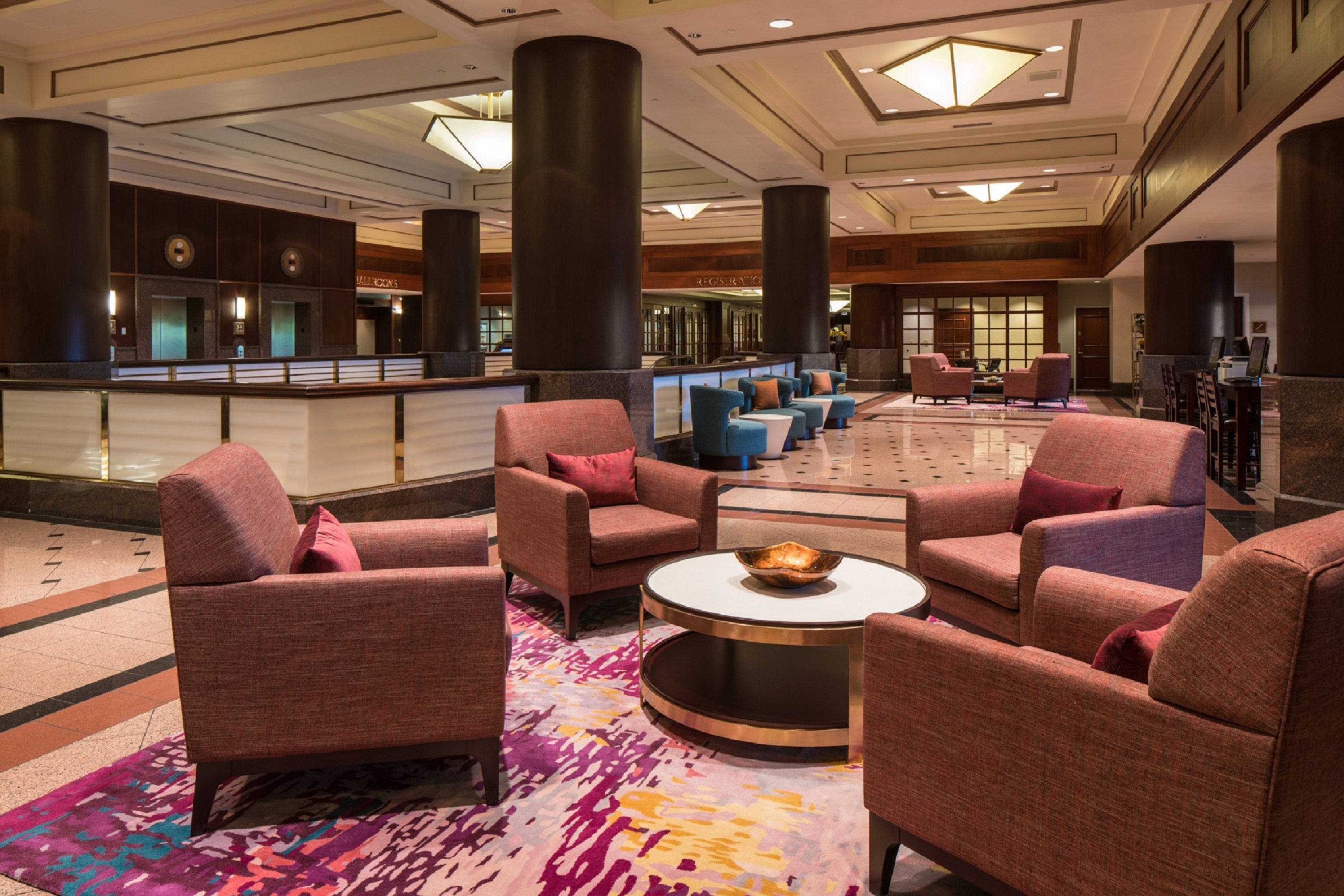 Crowne Plaza Springfield Convention CTR 44/77