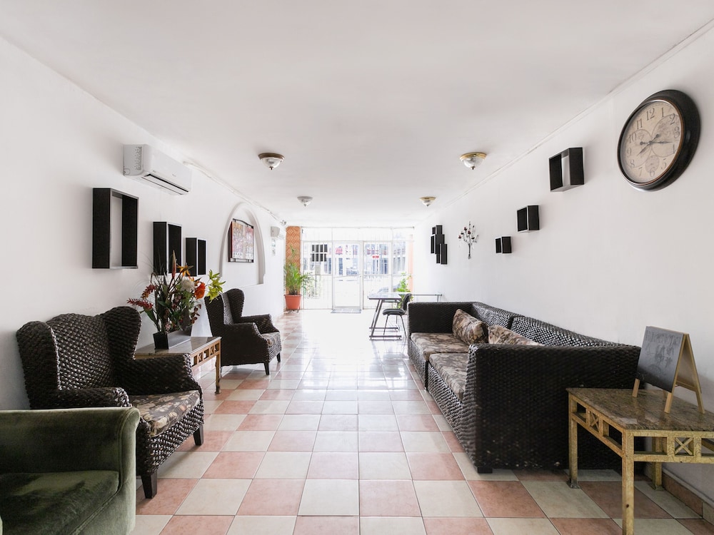 Zona Dorada Inn 34/50