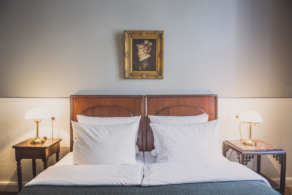 Henri Hotel Berlin Kurfurstendamm 33/62