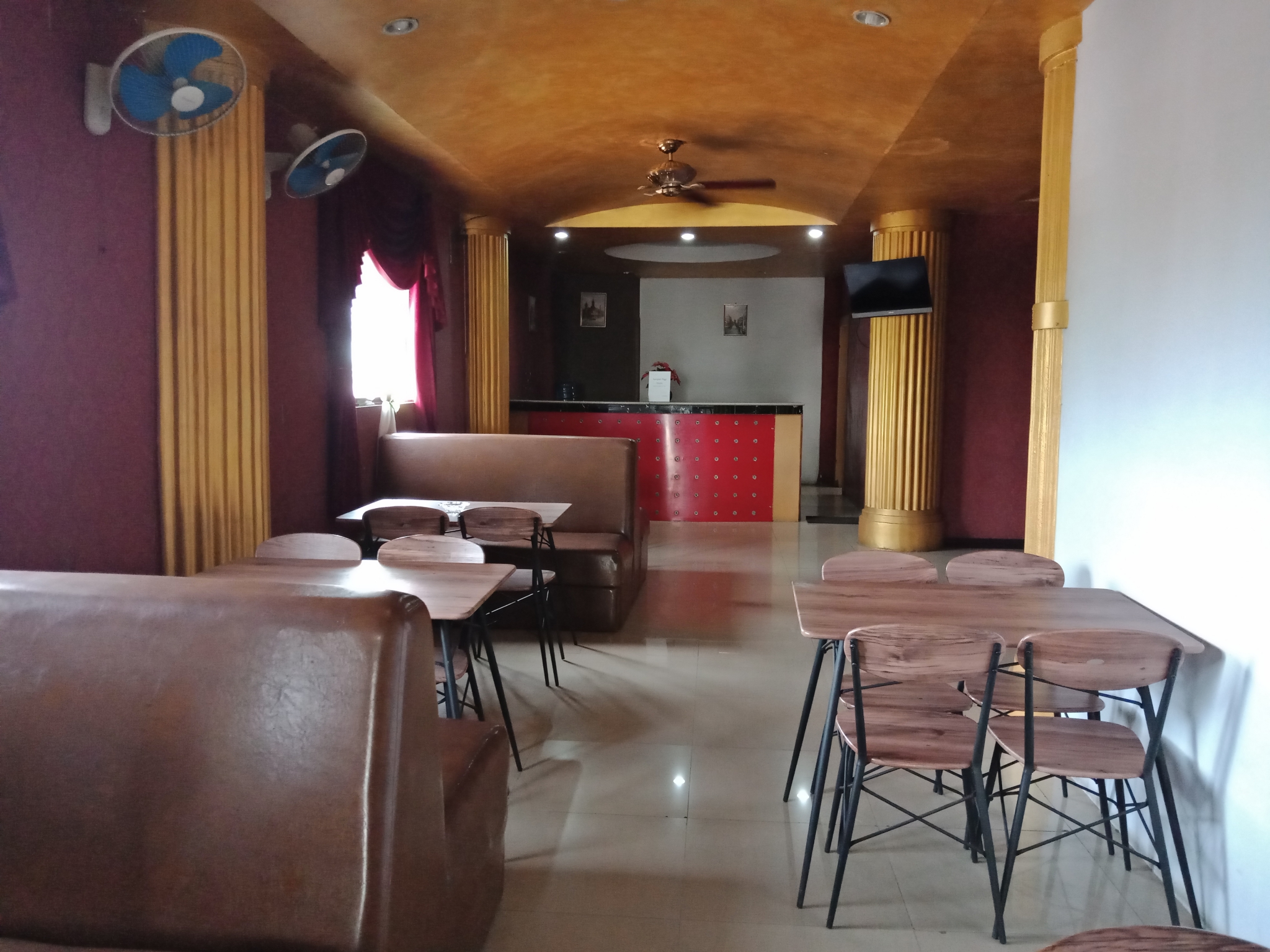 Z Suites Hotel 6/18