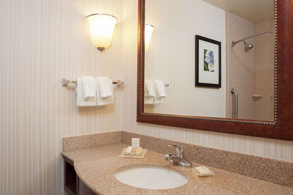 Wingate by Wyndham St. Paul/Oakdale/Woodbury 59/62