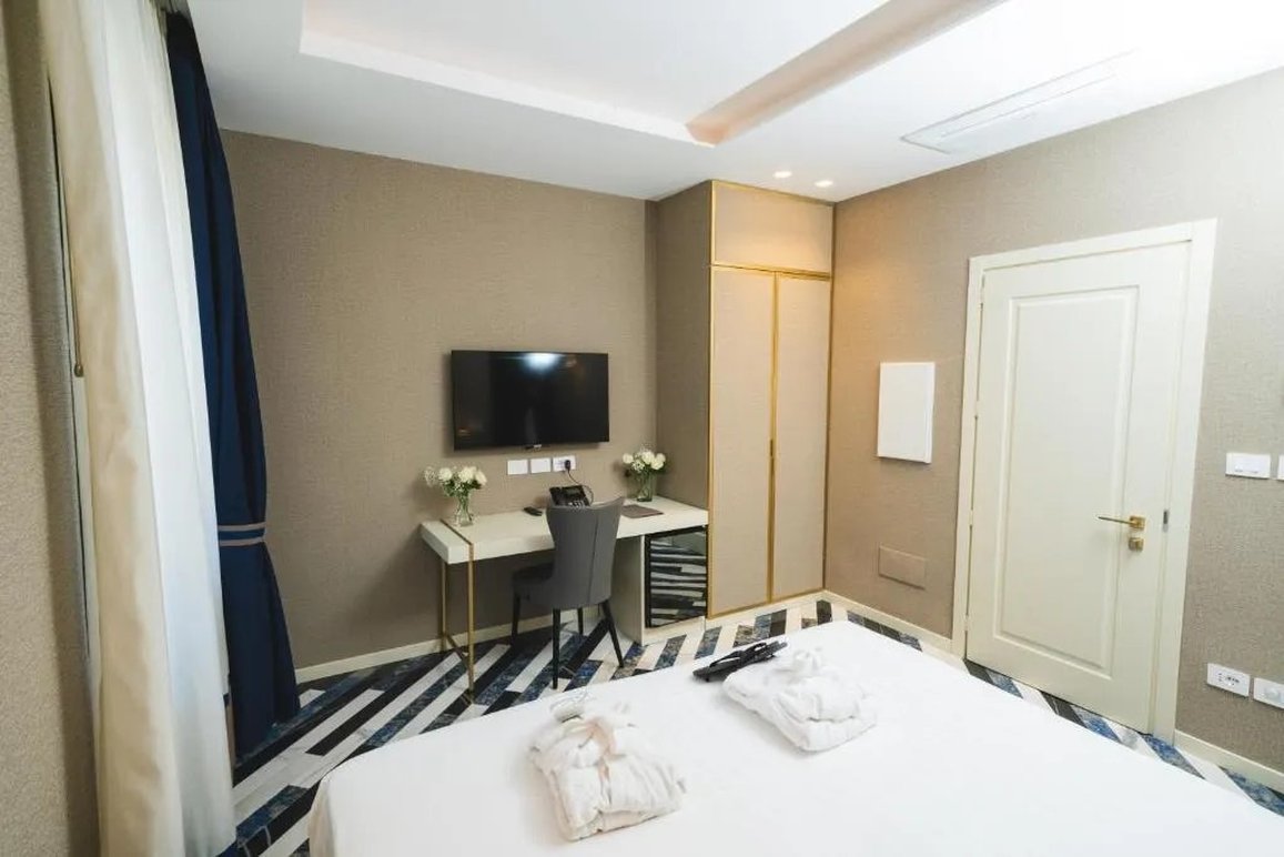 Hotel Club Cala Moresca Naples Bacoli 67/87