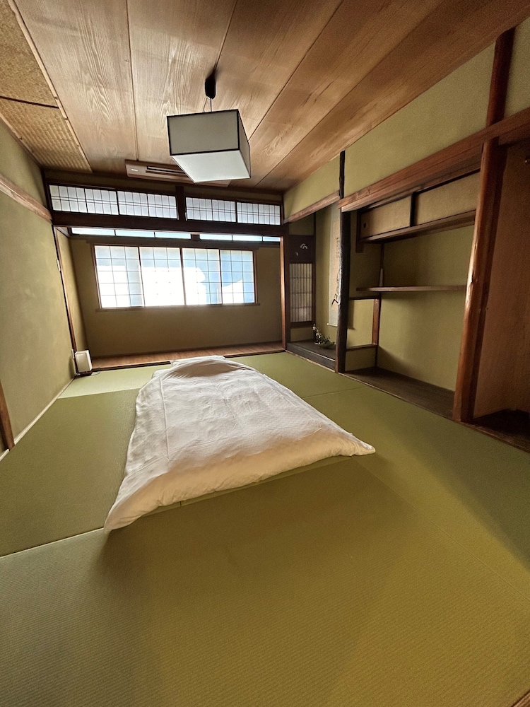 Miyaki-tei (ex Kaede) 22/46