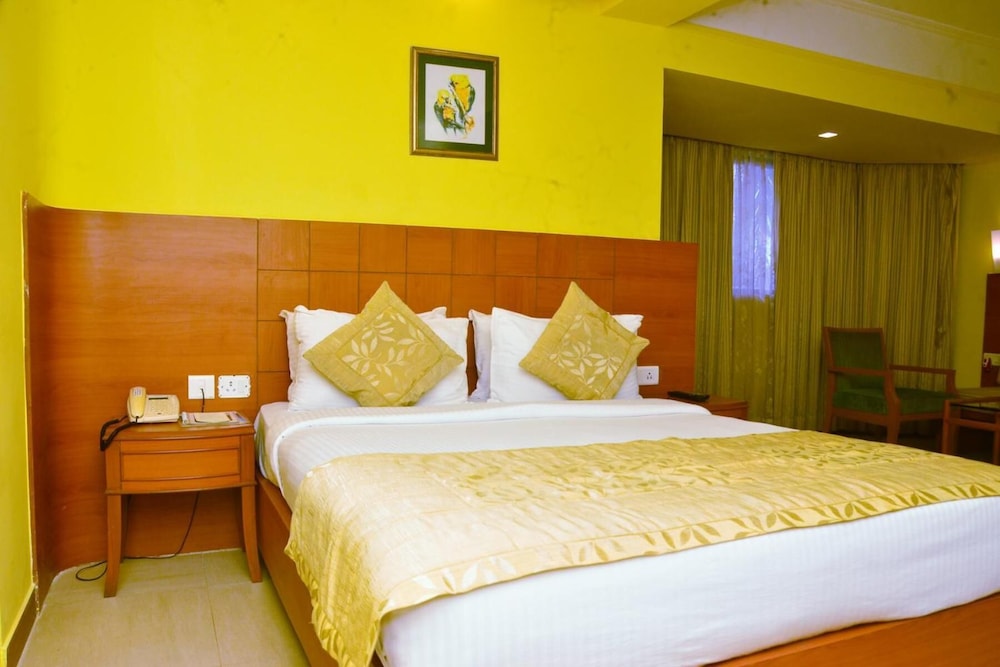 The Orchid Passaros Goa Adults Only 12/48
