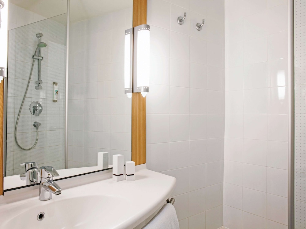 Ibis Barcelona Mollet 17/76