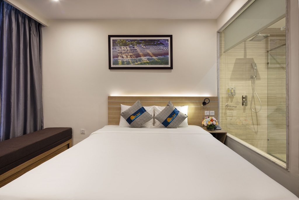 Deluxe, Double Bed, City View