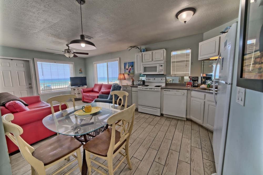 Pineapple Villas On Laguna Beach 50/70