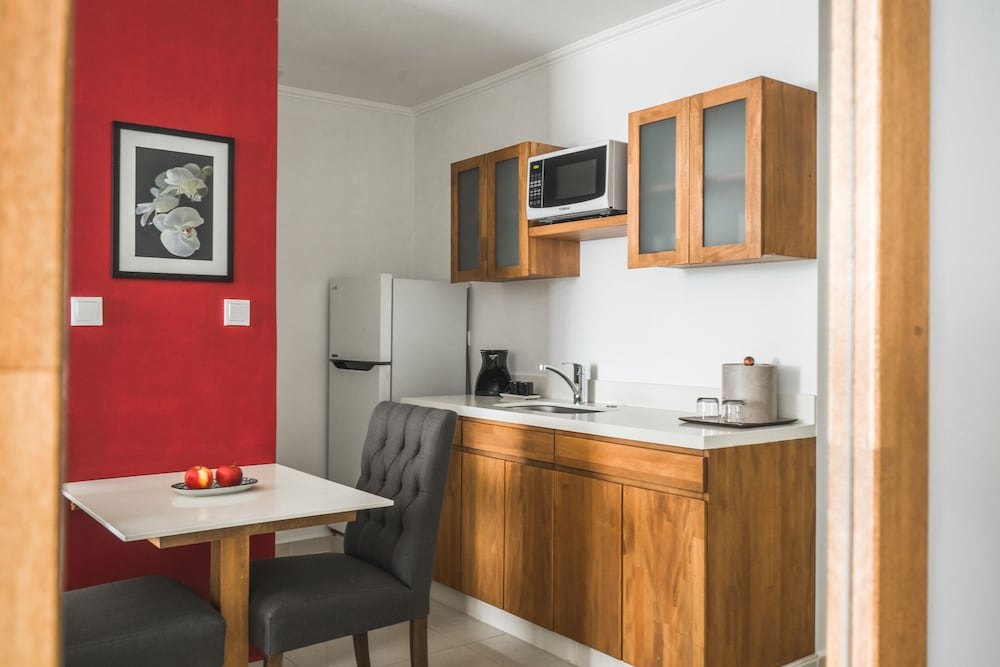 City Suites Curacao 60/70