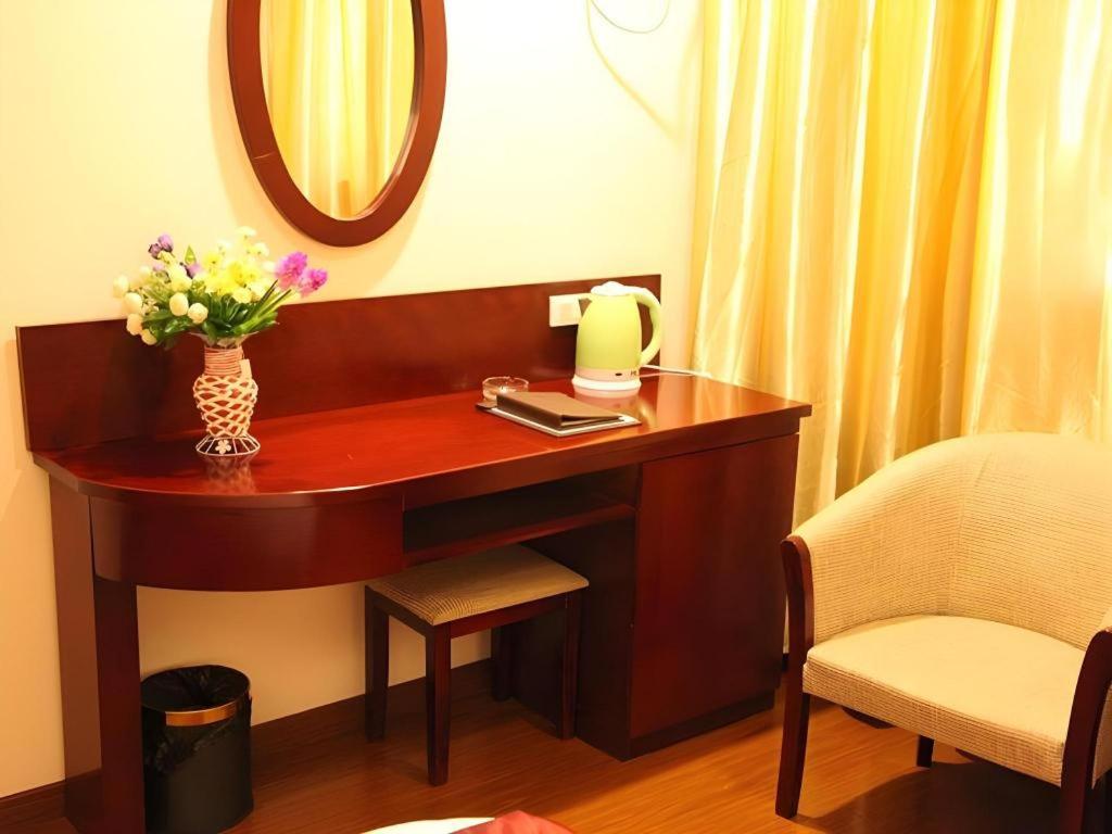 GreenTree Inn Yixing Ding Shu JieFang East Road Express Hotel 5/27