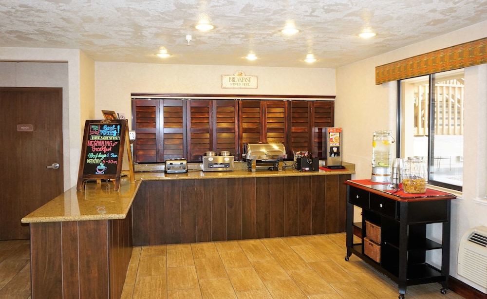 Best Western Grande River Inn & Suites 9/44