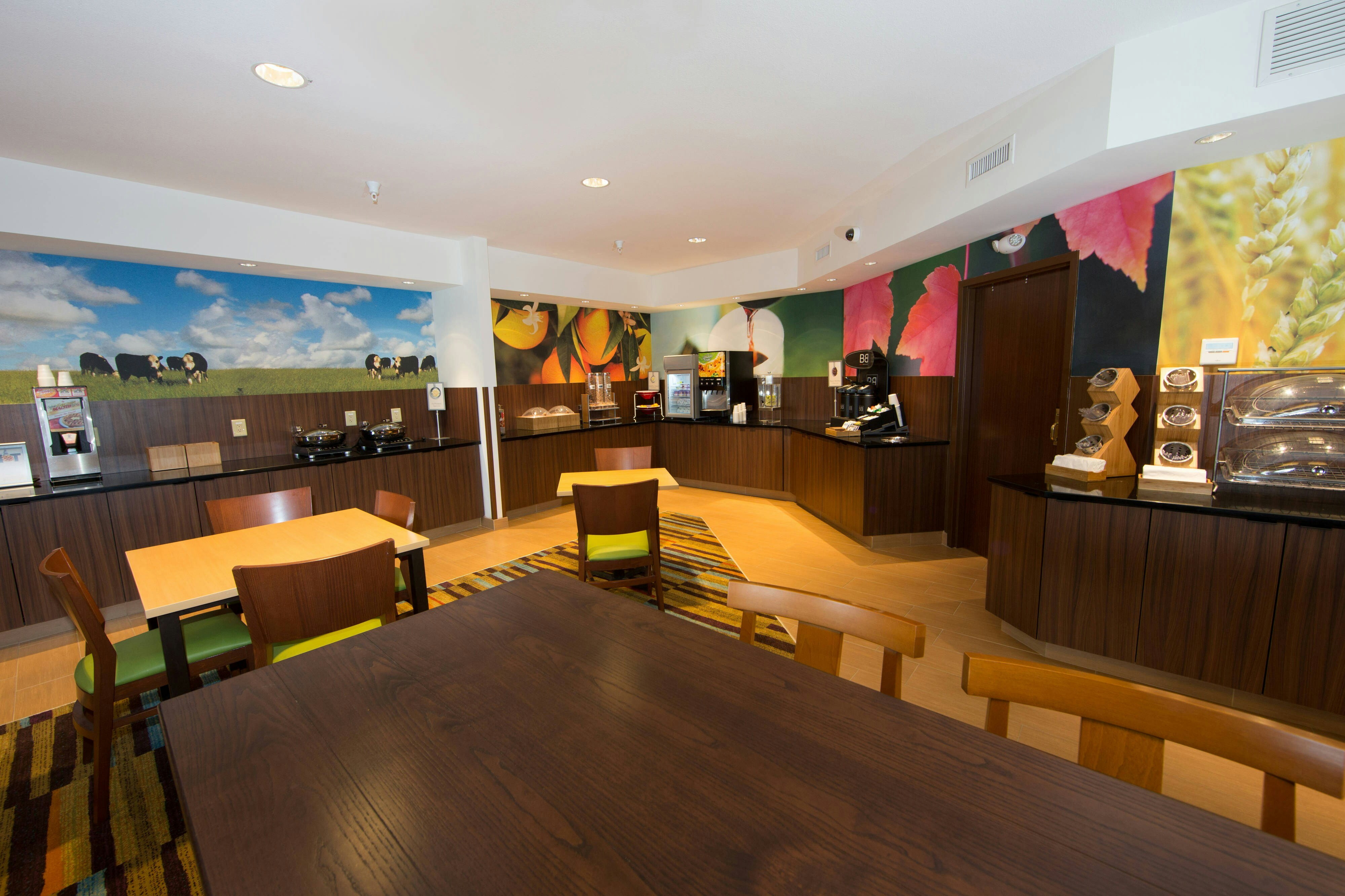 Fairfield Inn Suites By Marriott Burlington 6/7