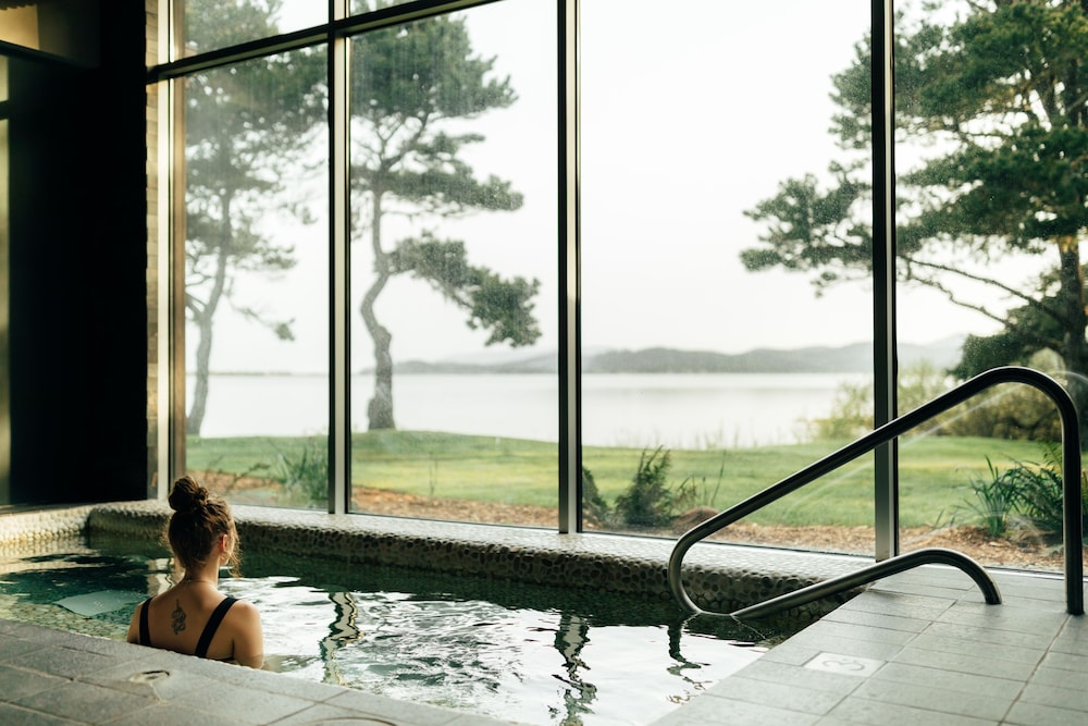 Salishan Coastal Lodge in GLENEDEN BEACH - OR
