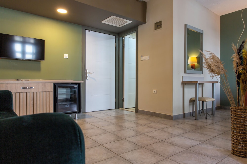 Greenmar Apartments 15/42