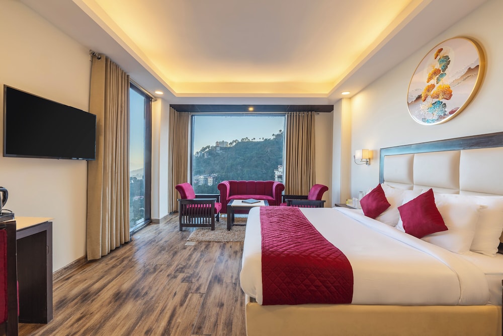 EXECUTIVE, DOUBLE BED, VALLEY VIEW, ACCESSIBLE
