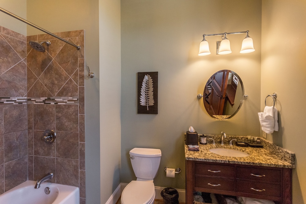 The Bleckley Inn 44/50