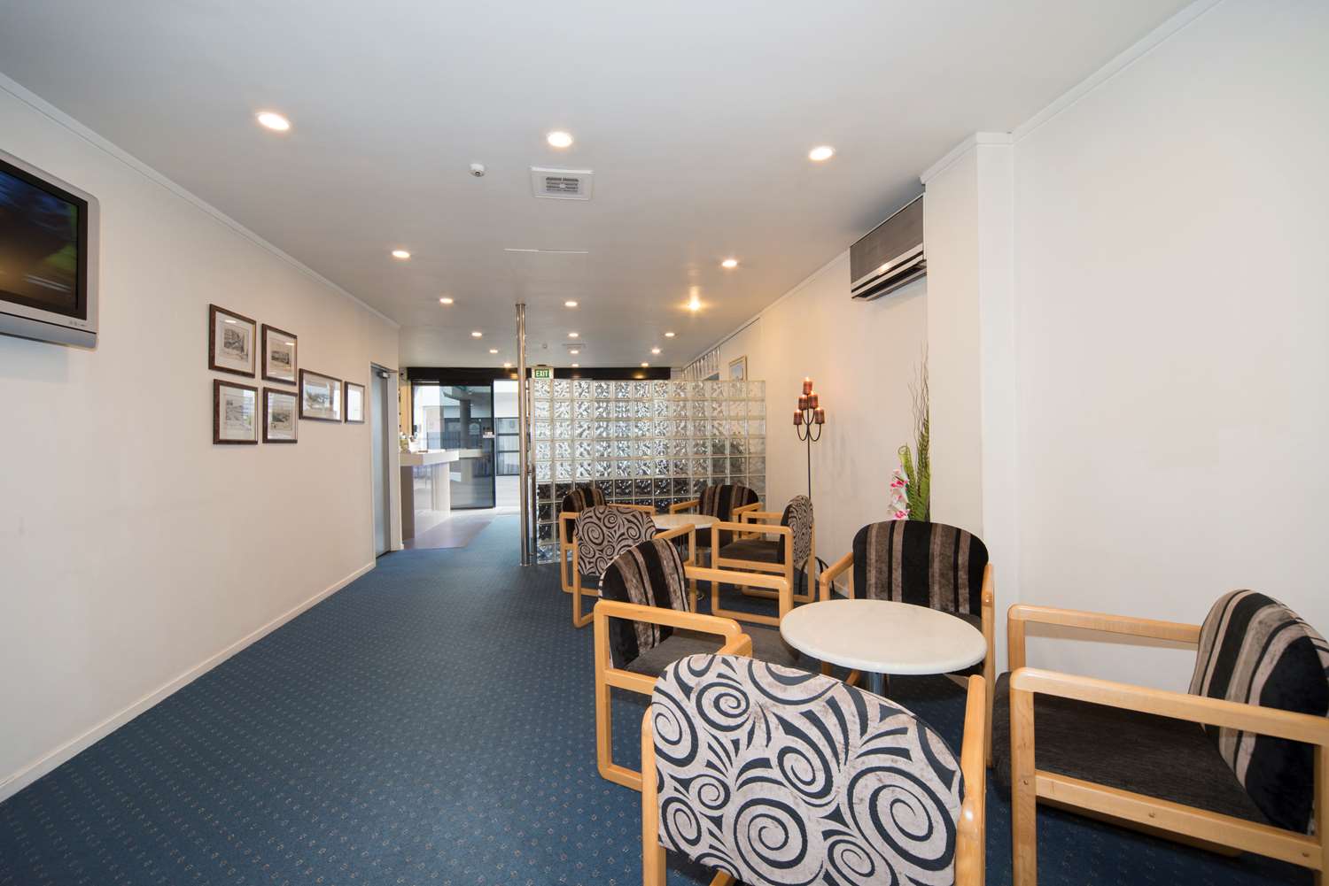 Best Western Ellerslie International 4/13