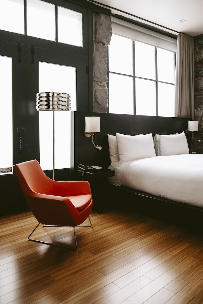 Le Petit Hotel 53/58