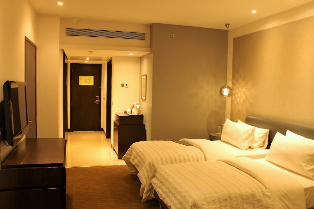 Le Meridien Nagpur 16/35