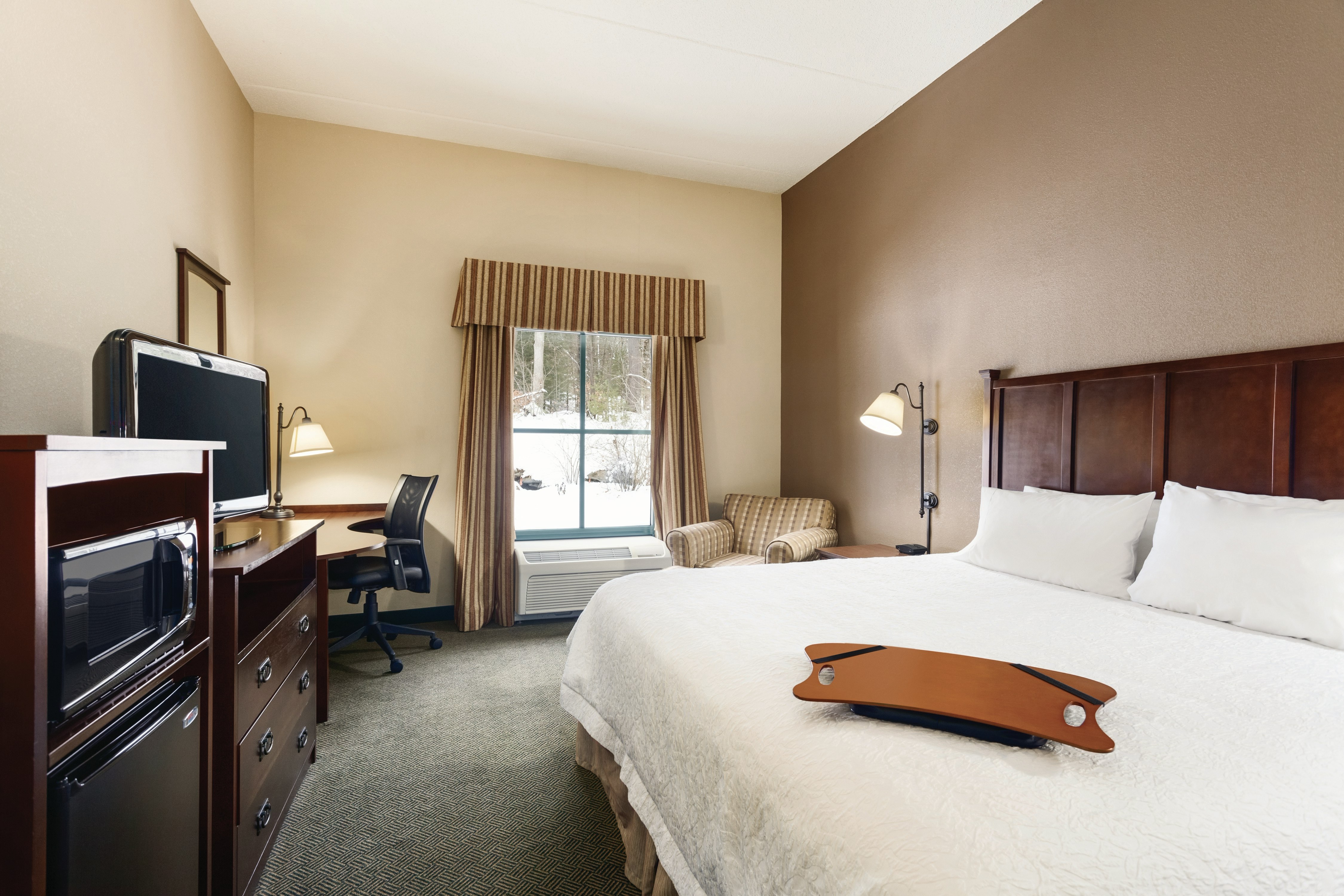 STANDARD, KING BED