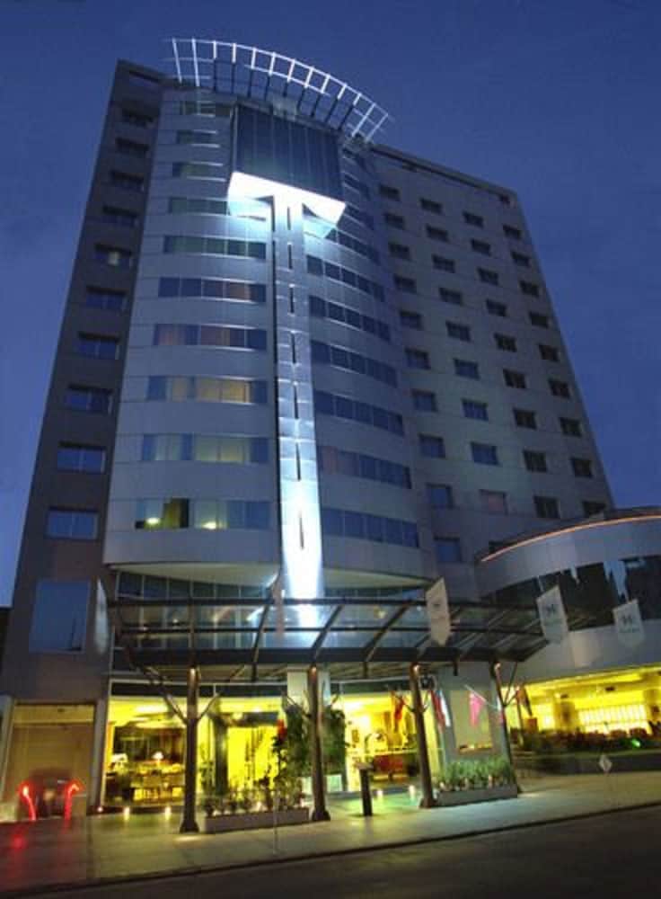 Plaza Real Suites Hotel 1/59