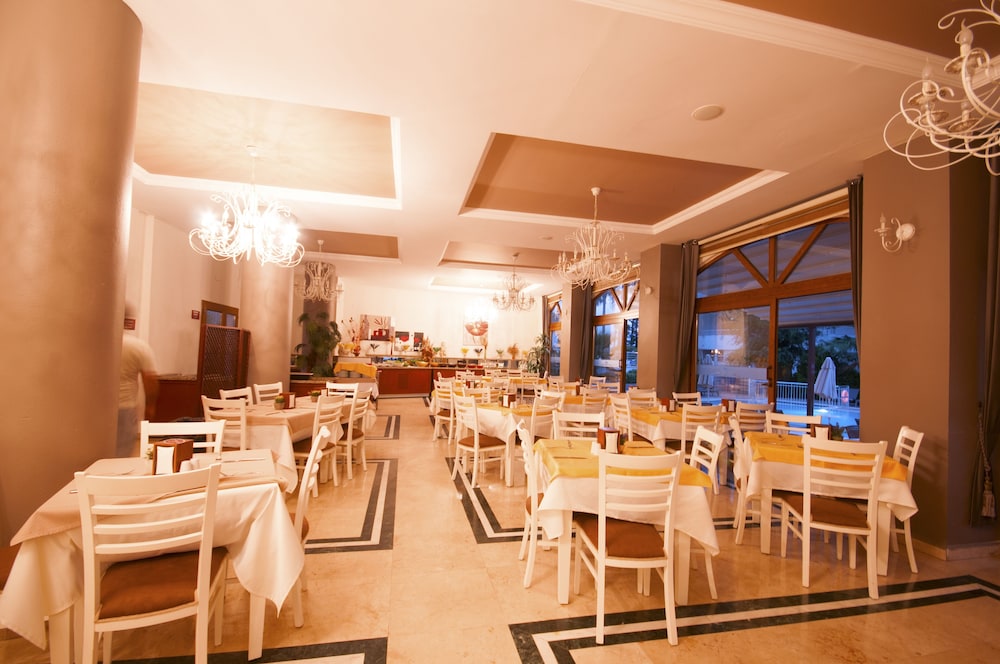 My Dream Hotel 54/70
