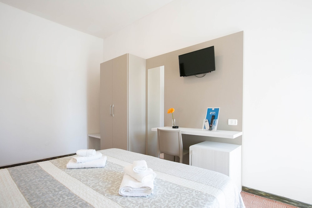 غرفة قياسية بسرير مزدوج أو سريرين منفصلين، Hotel Mara 4/10