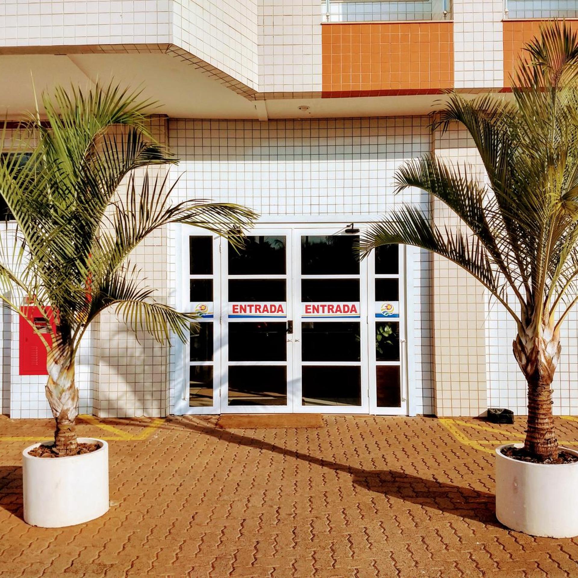 Tiffany Hotel 4/40