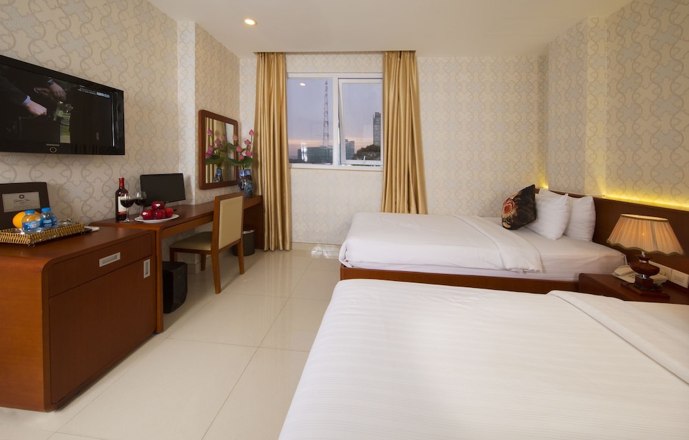 Golden Star Hotel 11/50
