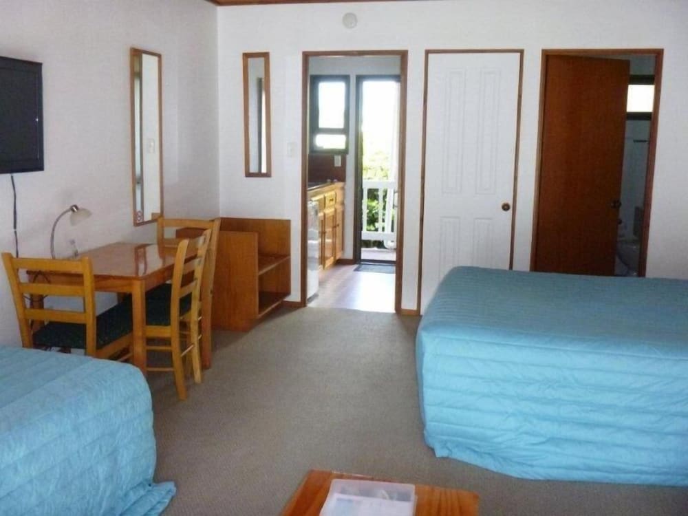 Austria Motel 25/63