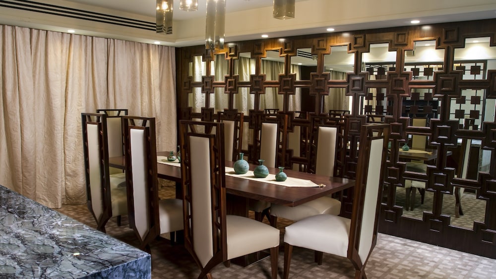 InterContinental Bahrain by IHG 59/77