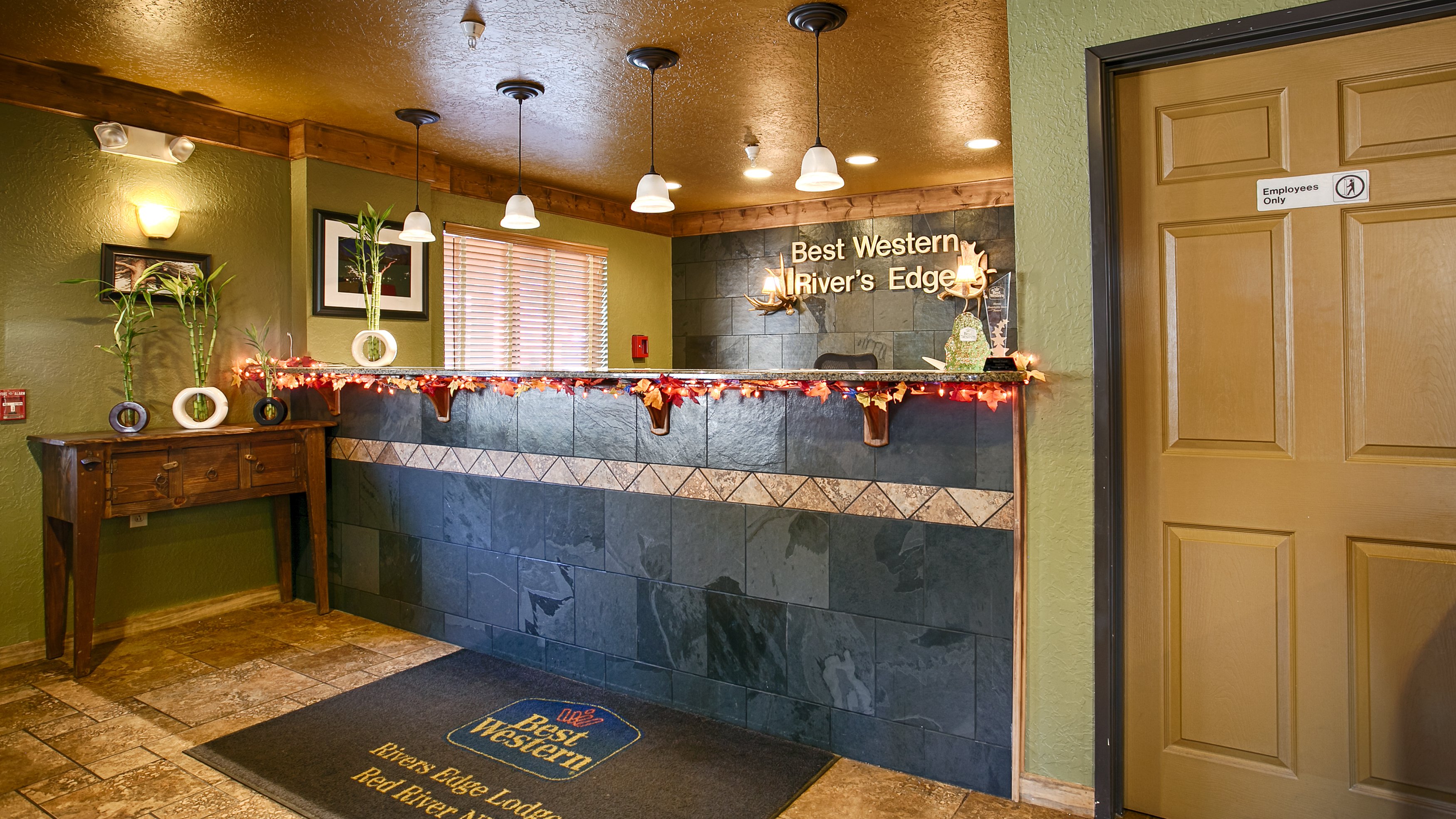Lobby at Best Western Rivers Edge, RED RIVER - NM