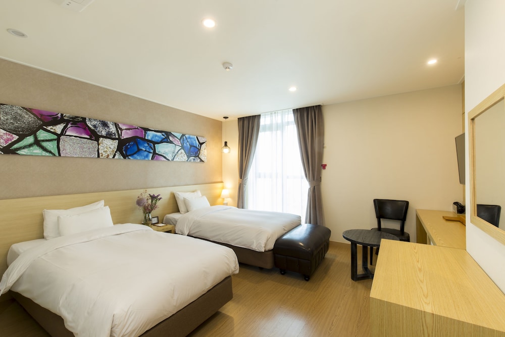 SUPERIOR, TWIN BEDS