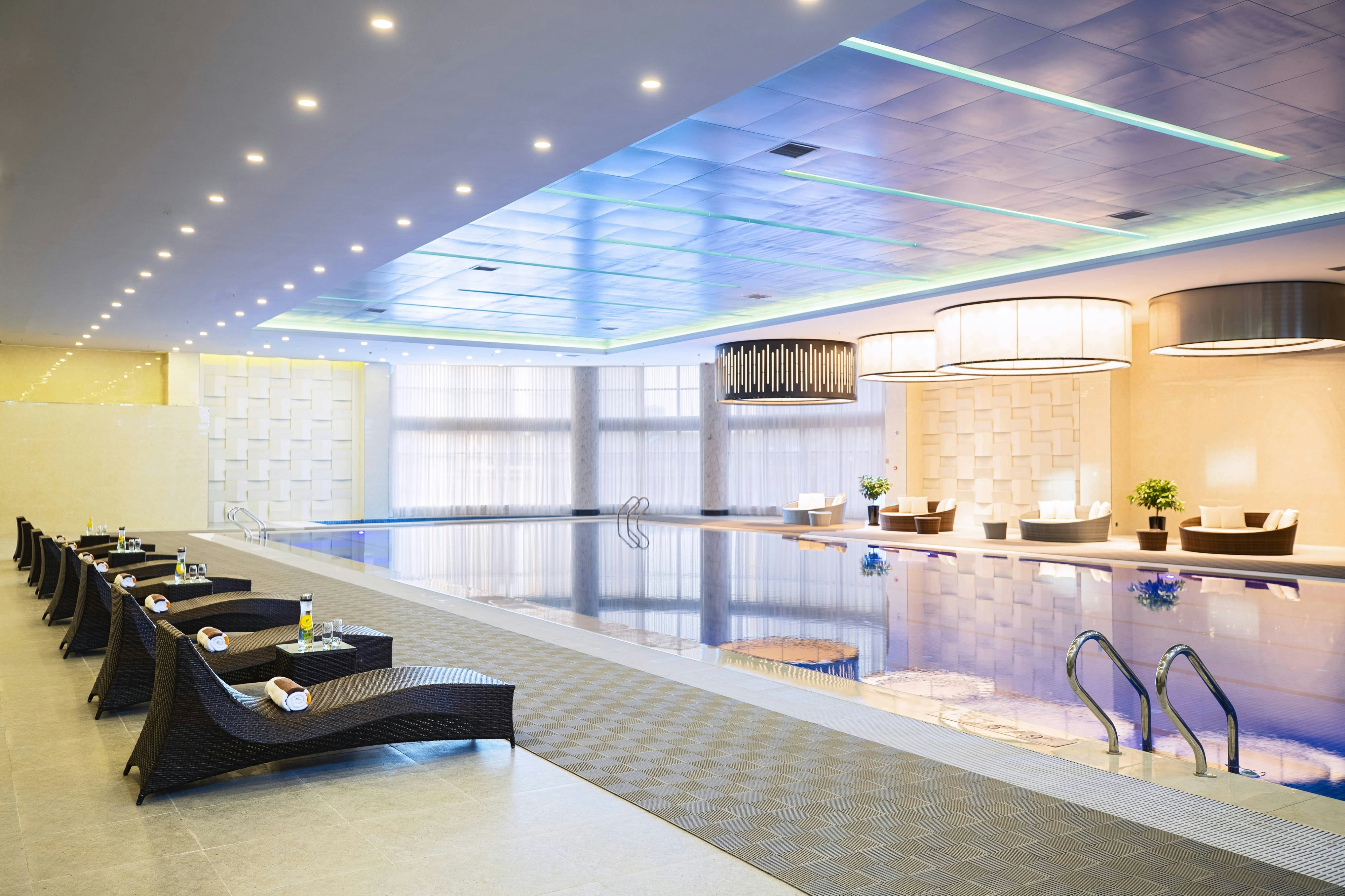 Renaissance Shenyang West Hotel 16/45