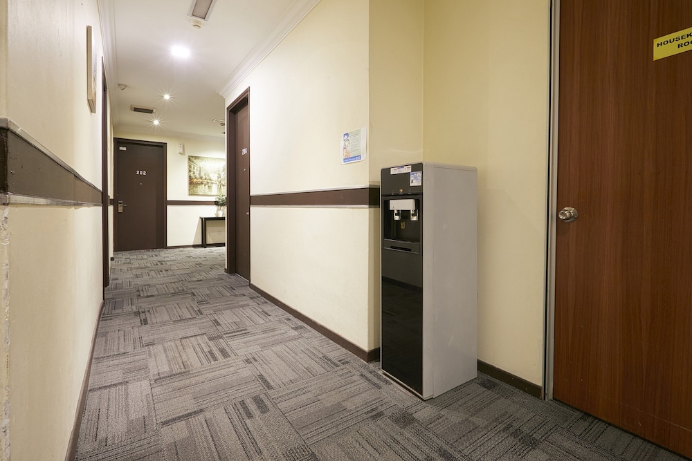 D New 1 Hotel 7/38