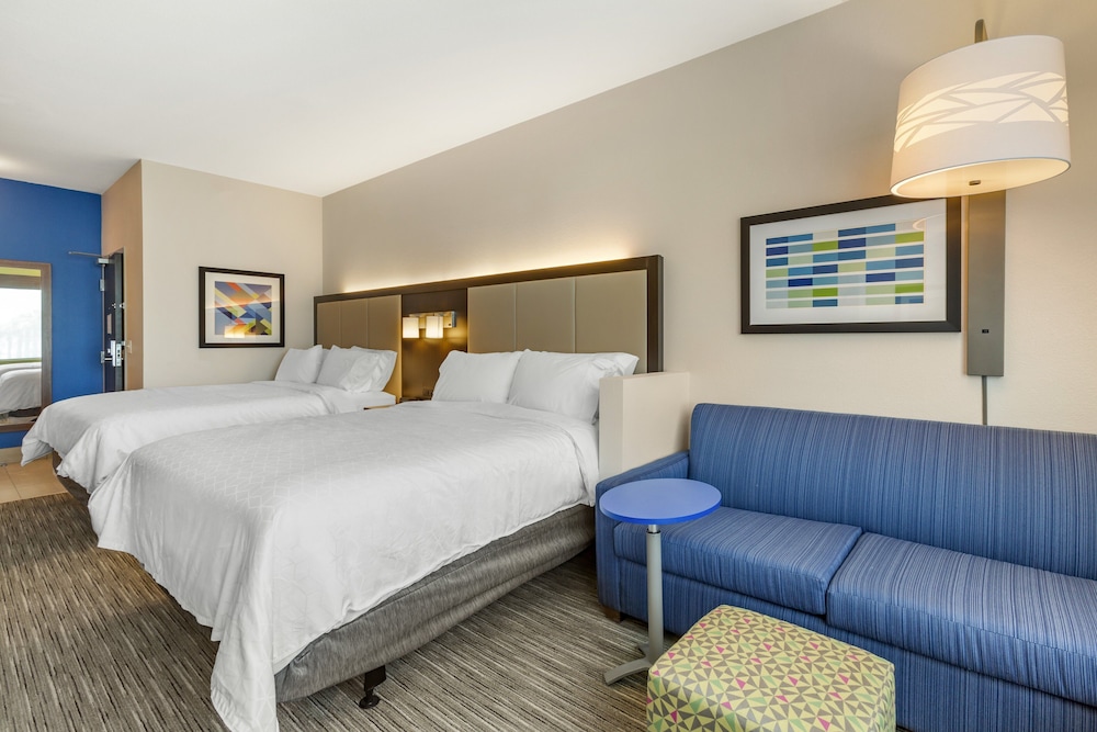 Holiday Inn Express Suites Phoenix Dwtn State Capitol 19/58