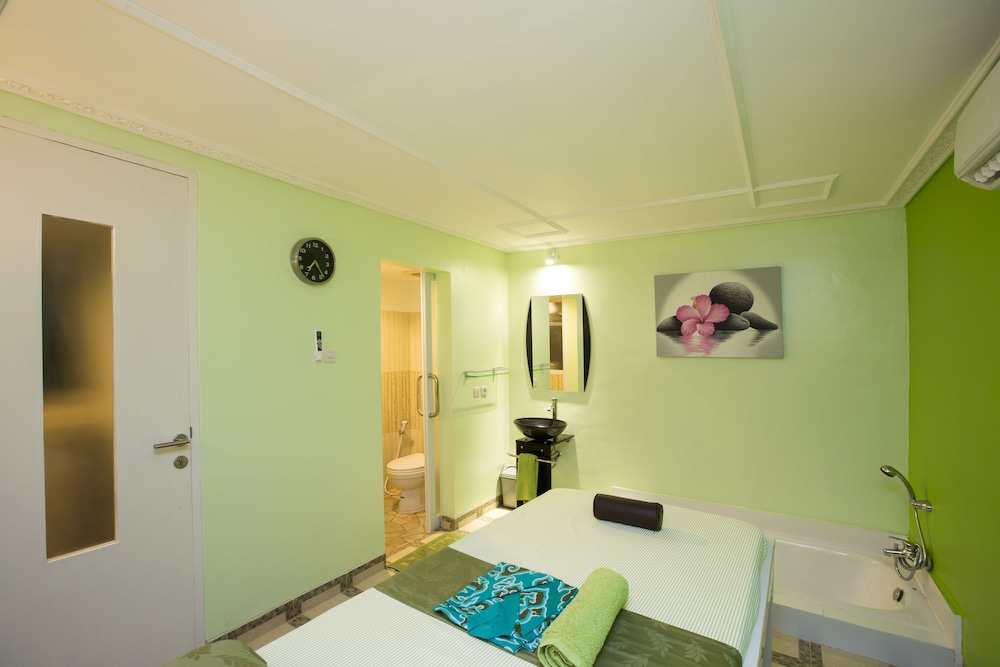 Flamingo Dewata Suite 45/87