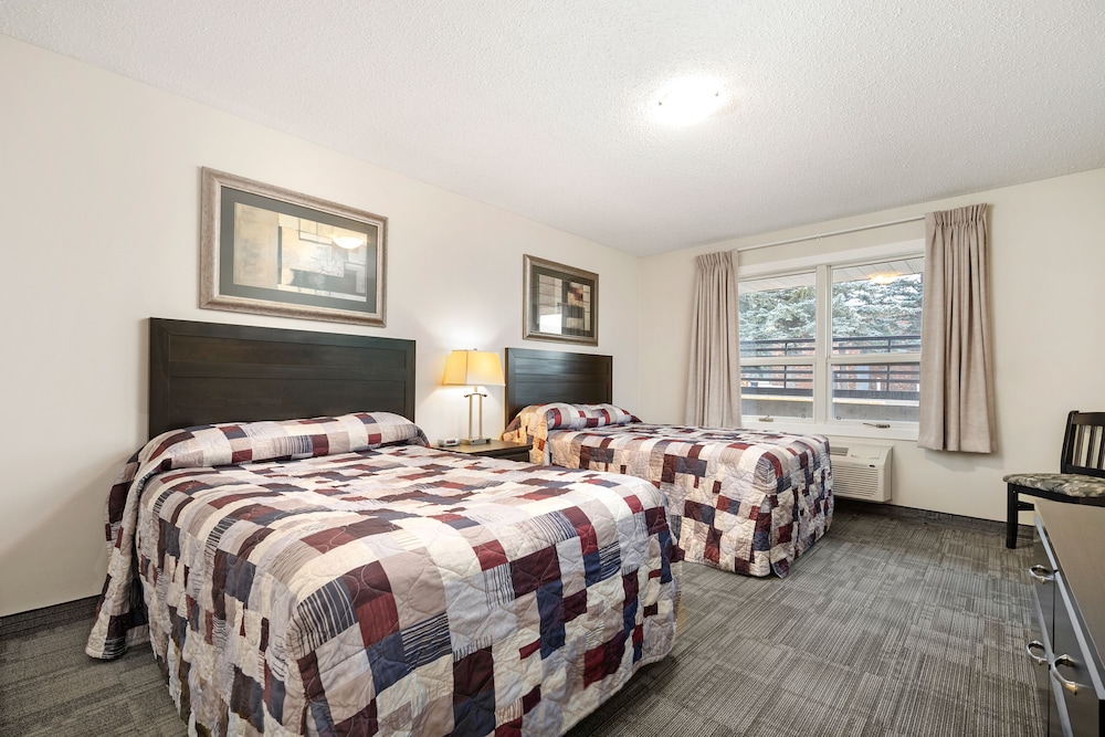 Guest House Inn And Suites 7/46