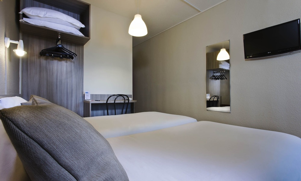 Tourhotel 27/41