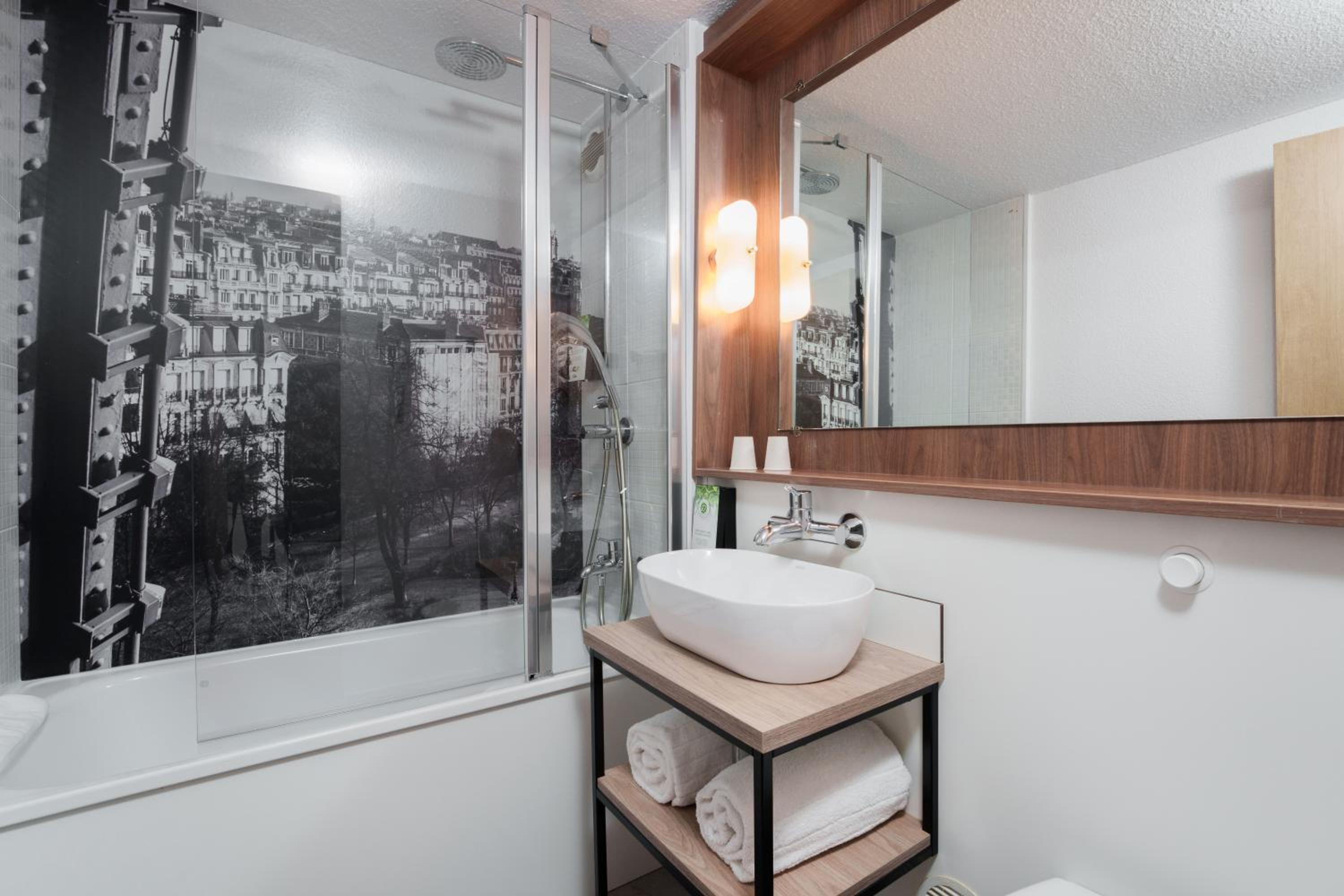 غرفة قياسية بسرير بطابقين وسرير كوين، Campanile NATURE - Bordeaux Lac 10/20