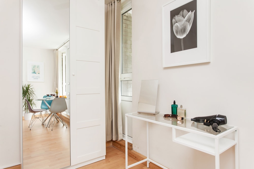 Regents Park & Euston 1 Bedroom Apartment 1/23