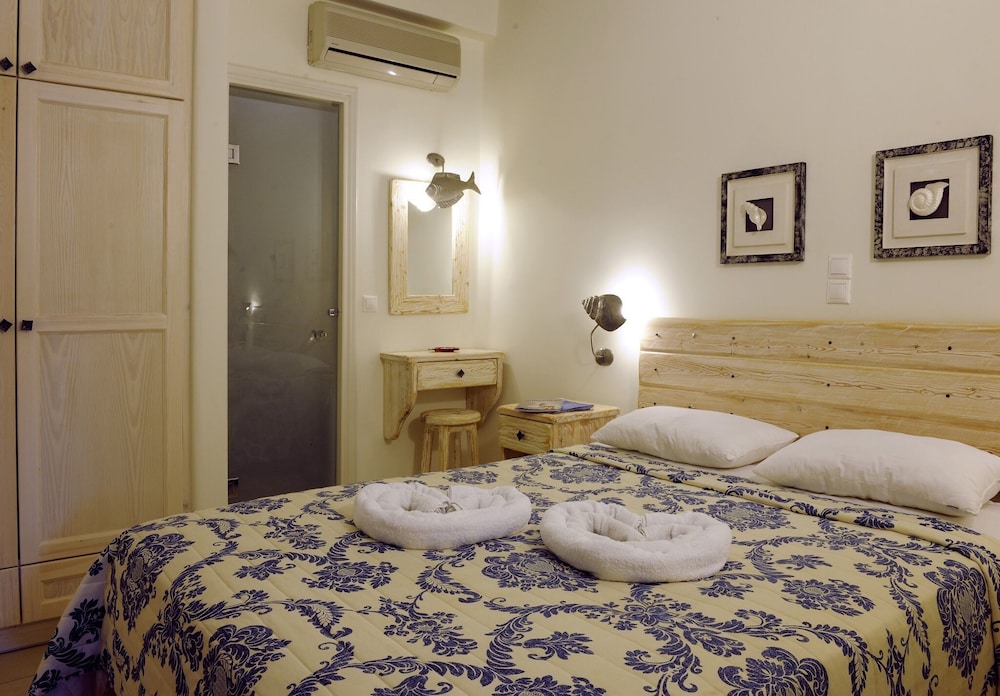 2 BEDROOMS, SUITE, SEA VIEW